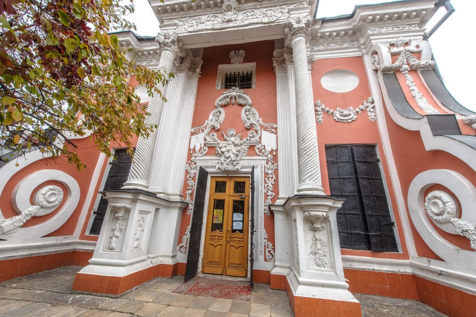 porno-v-polyakovke-russkie-dominiruyut-shlyuhi