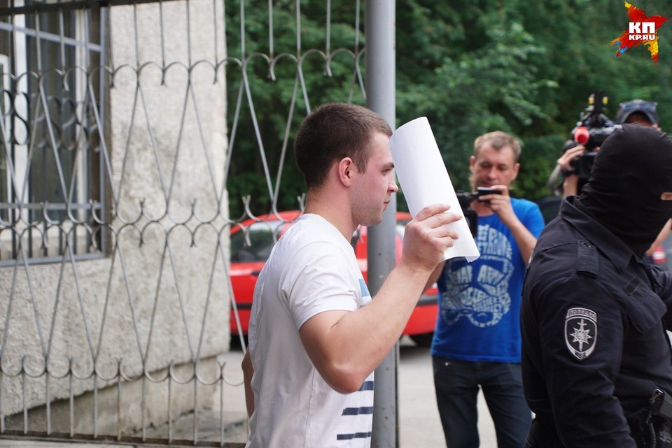 Санитар интерната издевался над 13 воспитанниками