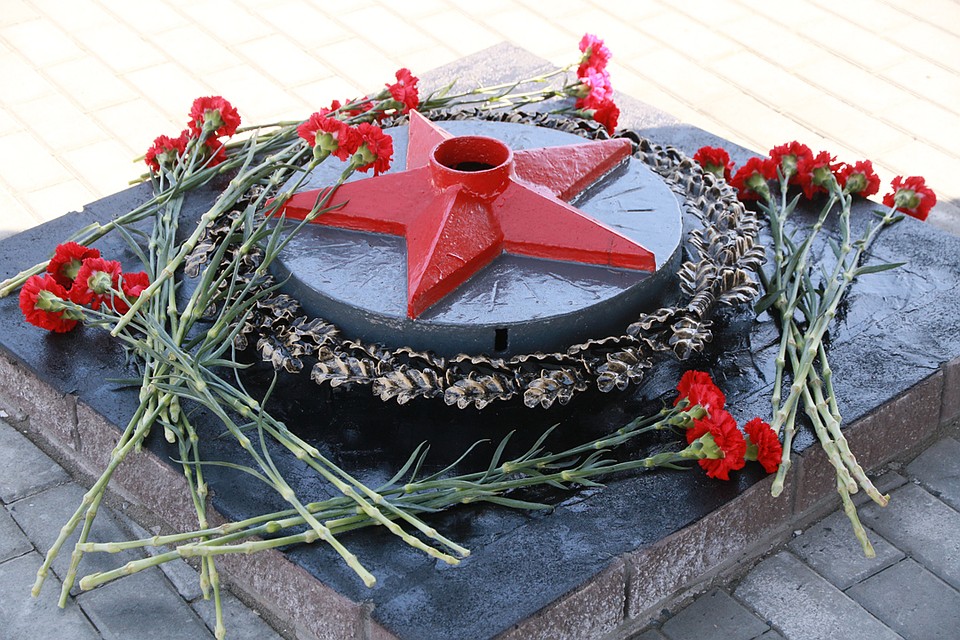 Открытие территории у памятника ЗИС-5 Фото: Олег УКЛАДОВ