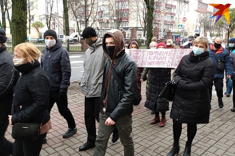 Опять возобновить. Опять возобновить