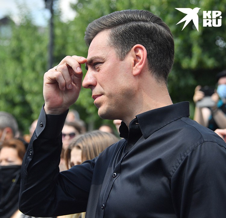 Дмитрий Дюжев