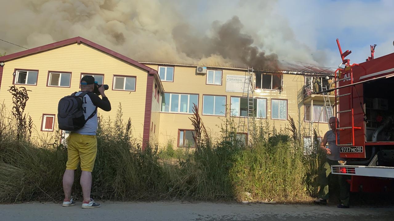 Корреспонденты "КП-Дальний Восток" находятся на месте и ведут прямую трансляцию происшествия
