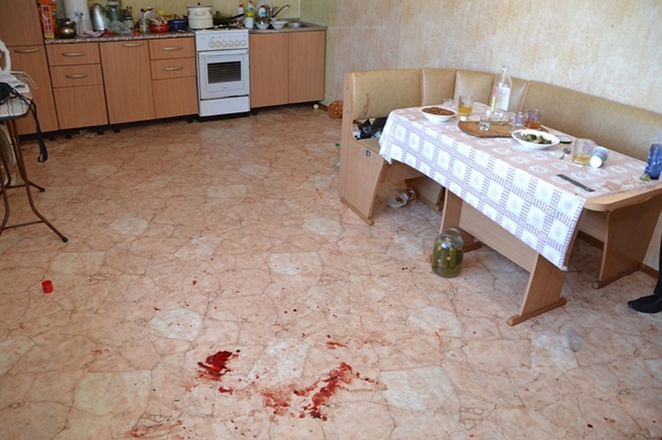 Фото крови на полу