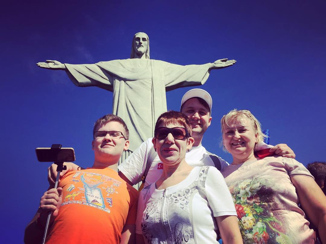 инстаграм шишкиных. наталья шишкина парикмахер. надежда шишкина оренбург. роман шишкин с женой. шишкина надежда 7а.