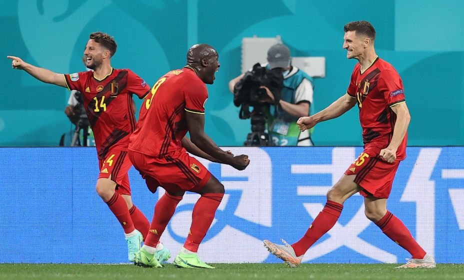 Ромелу Лукаку празднует гол в ворота сборной России. Фото: Reuters