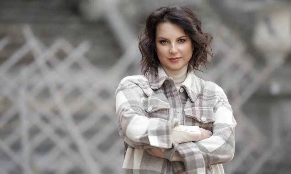 Ирина Слуцкая, фигурное катание