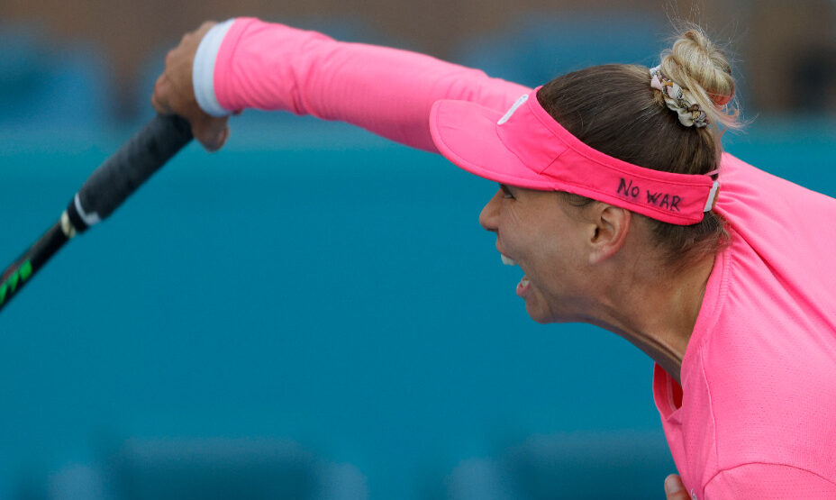 Вера Звонарева, теннис