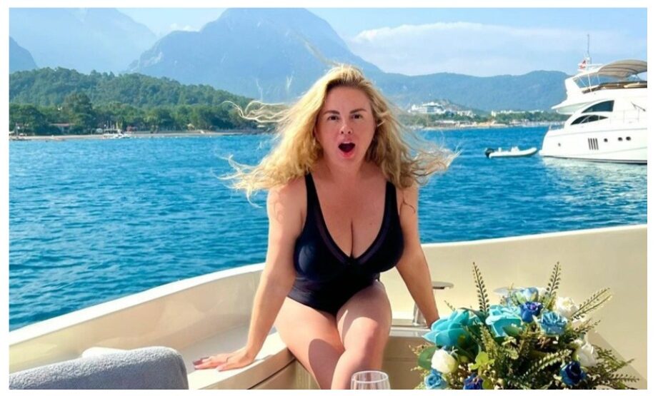 Анна Семенович