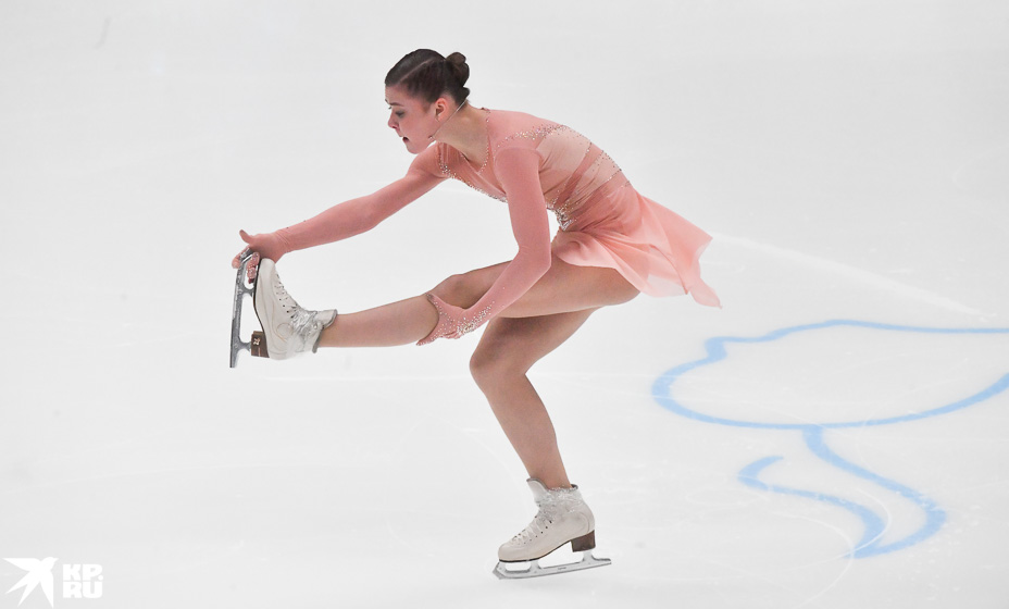 Софья Самоделкина во время произвольной программы на Кубке Первого канала. Фото: Владимир ВЕЛЕНГУРИН, КП