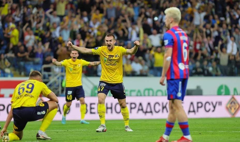 «Ростов» празднует чудо-гол Миронова. Фото: Соцсети ФК «Ростов»