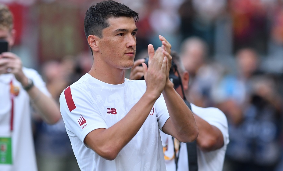 Гол Шомуродова помог Узбекистану обыграть Гонконг в матче отбора ЧМ-2026. Фото: Global Look Press