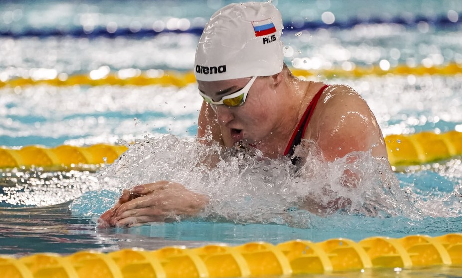 белоногофф объяснила переезд в РФ, фото глобал лук пресс