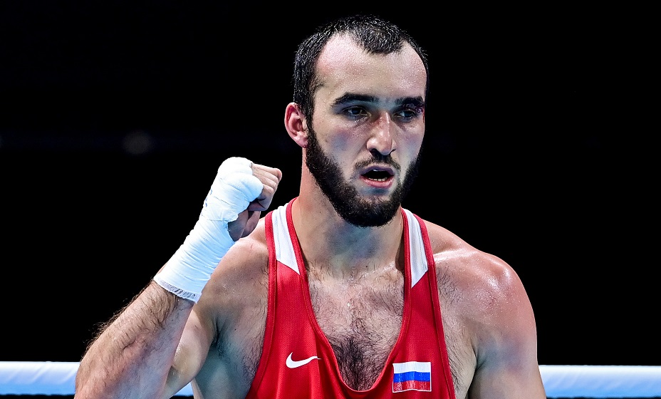 Россиянин Гаджимагомедов защитил титул чемпиона мира по версии WBA. Фото: Global Look Press