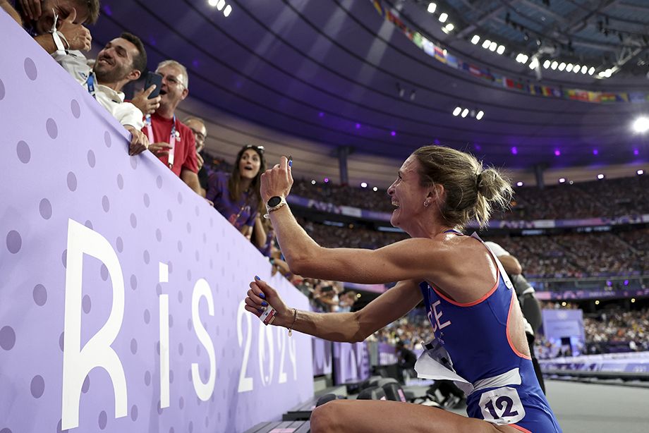 Легкоатлетка Алис Фино сделала предложение парню на Олимпиаде. Фото: REUTERS