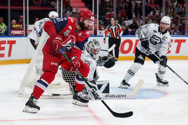 СКА предлагает ветерану Радулову контракт с зарплатой в 200 миллионов. Фото: пресс-служба КХЛ