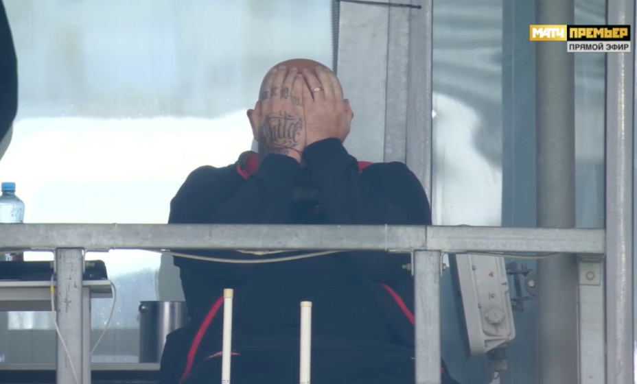 Станкович признался, что очень устал и хочет поехать к семье. Фото: скрин с трансляции