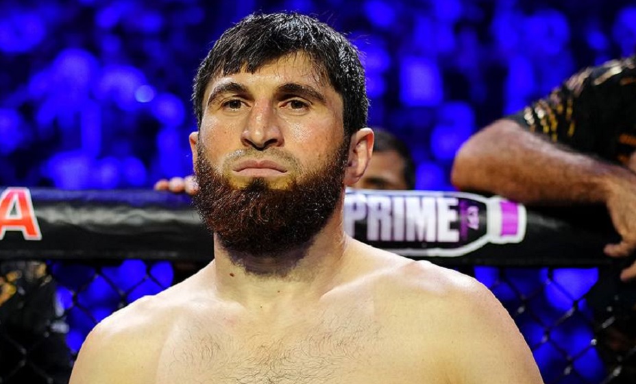 Команда Анкалаева рекомендовала ему сняться с реванша с Перейрой из-за травмы. Фото: UFC Eurasia